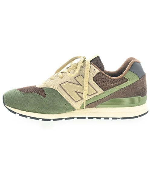 New Balance รองเท้าผ้าใบ
