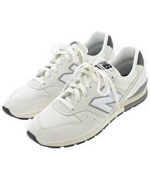 New Balance รองเท้าผ้าใบ