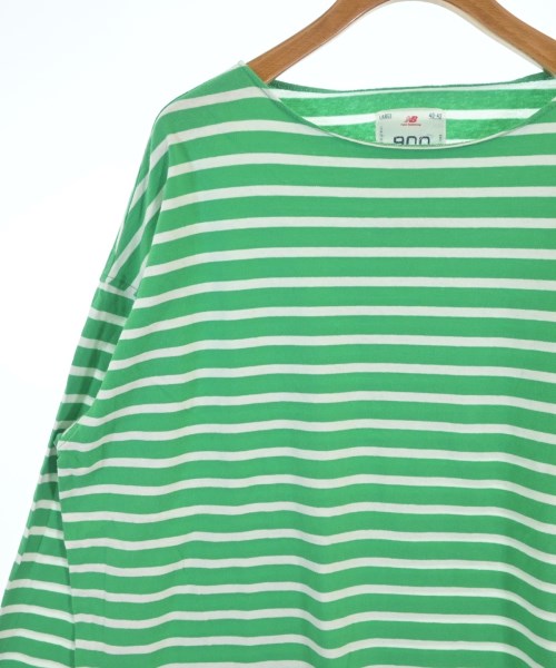 New Balance เสื้อยืด/เสื้อท็อปส์