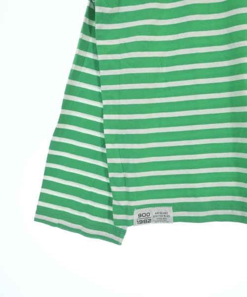 New Balance เสื้อยืด/เสื้อท็อปส์