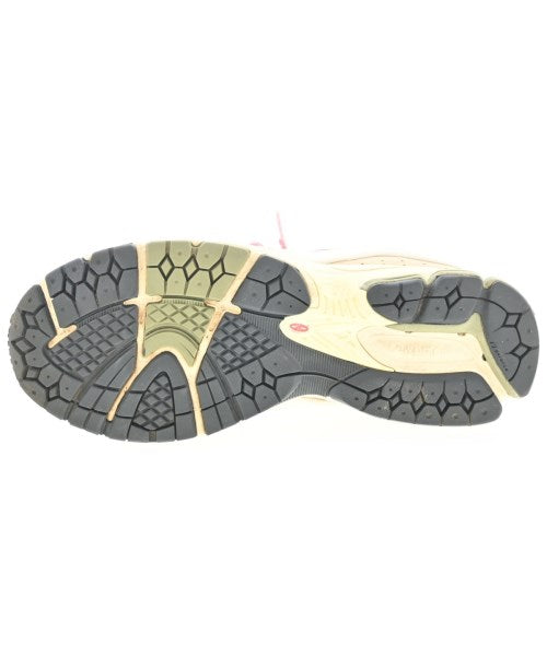 New Balance รองเท้าผ้าใบ