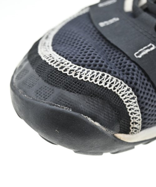 New Balance รองเท้าผ้าใบ