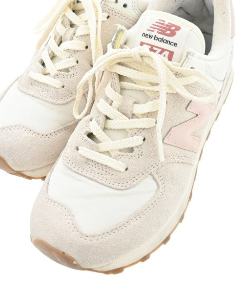 New Balance รองเท้าผ้าใบ