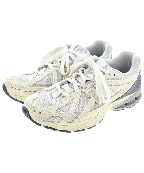 New Balance รองเท้าผ้าใบ
