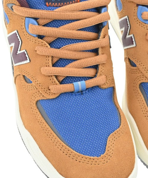 New Balance รองเท้าผ้าใบ