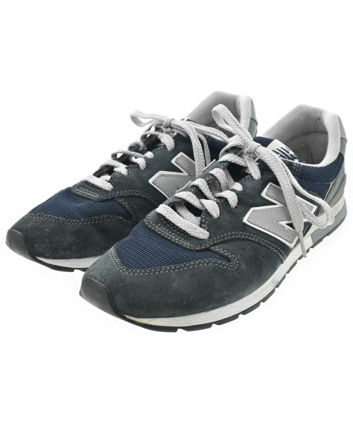 New Balance รองเท้าผ้าใบ