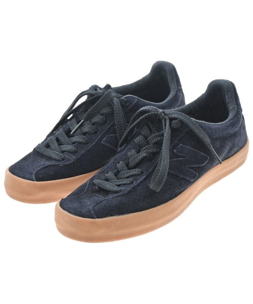 New Balance รองเท้าผ้าใบ