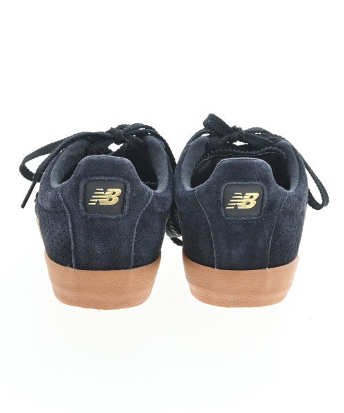 New Balance รองเท้าผ้าใบ