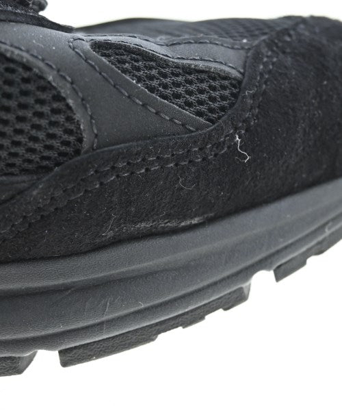 New Balance รองเท้าผ้าใบ