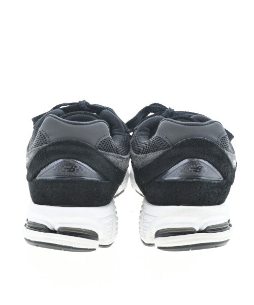 New Balance รองเท้าผ้าใบ
