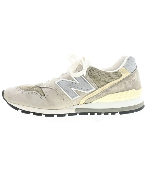 New Balance รองเท้าผ้าใบ