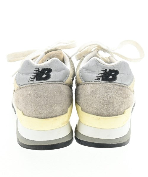 New Balance รองเท้าผ้าใบ