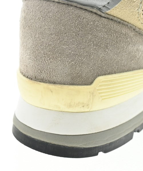 New Balance รองเท้าผ้าใบ