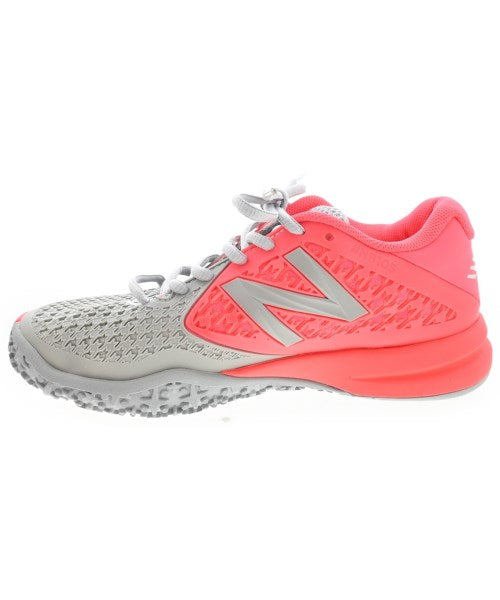 New Balance รองเท้าผ้าใบ