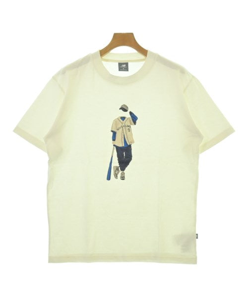New Balance เสื้อยืด/เสื้อท็อปส์