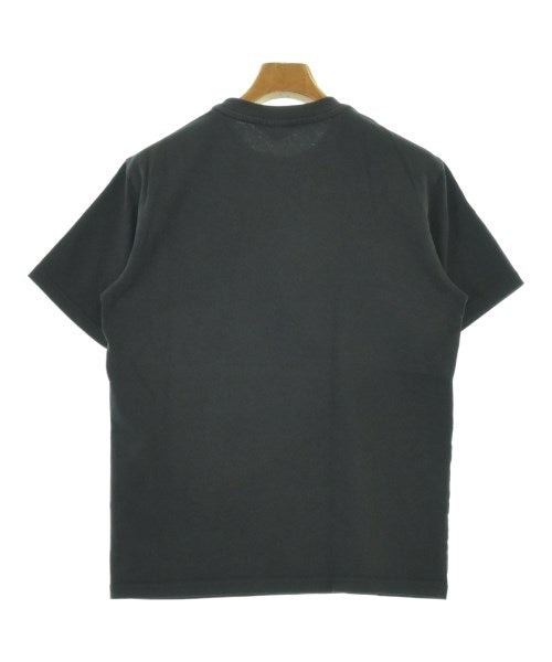 New Balance เสื้อยืด/เสื้อท็อปส์