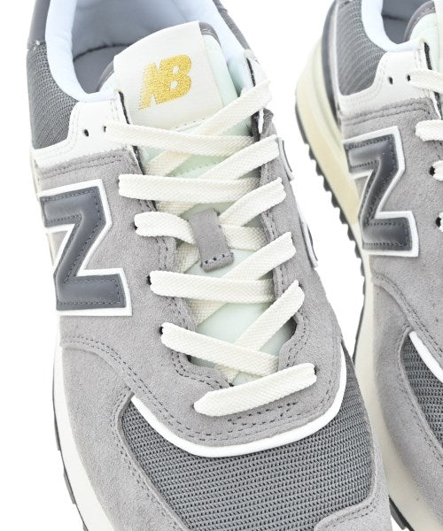 New Balance รองเท้าผ้าใบ