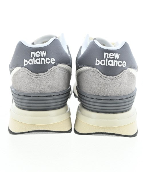 New Balance รองเท้าผ้าใบ