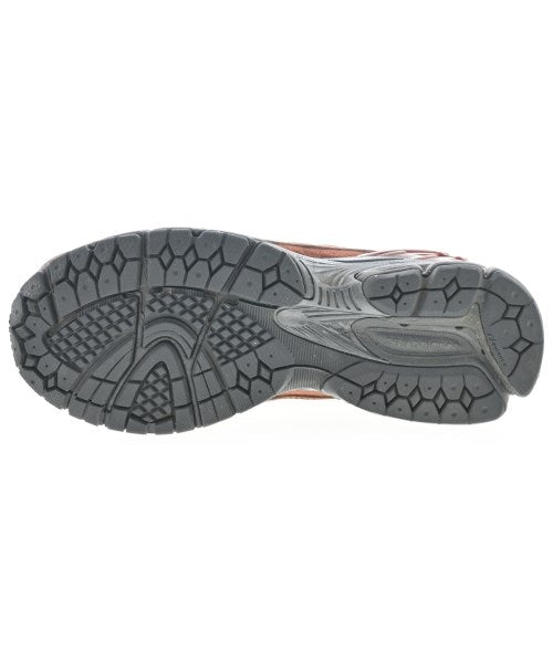 New Balance รองเท้าผ้าใบ