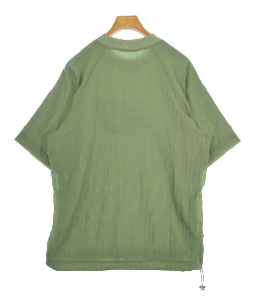 New Balance เสื้อยืด/เสื้อท็อปส์