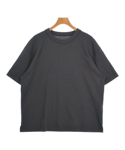 New Balance เสื้อยืด/เสื้อท็อปส์