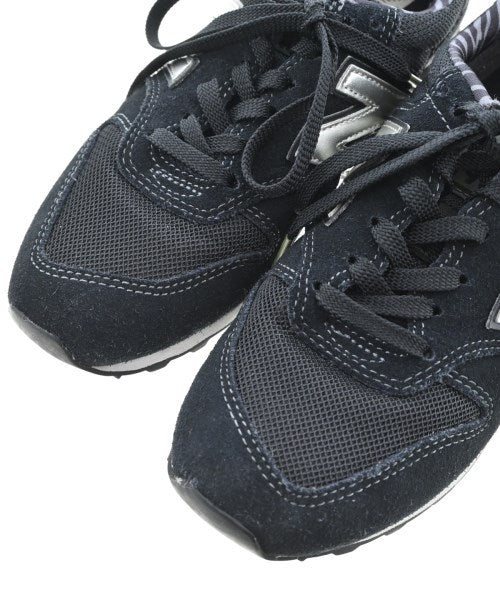 New Balance รองเท้าผ้าใบ