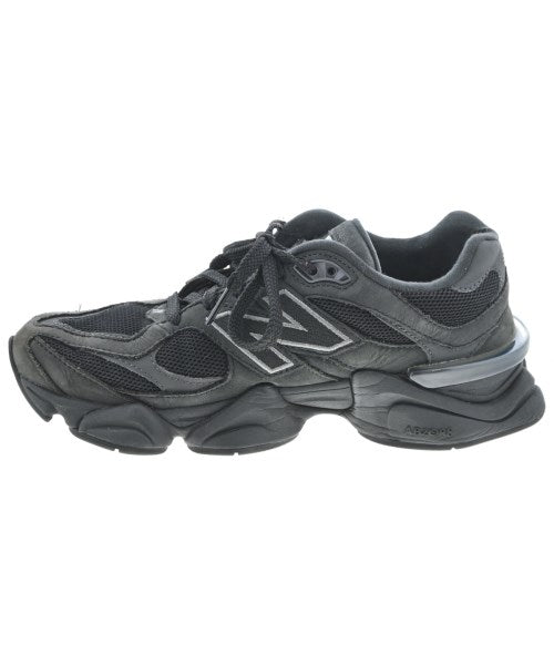 New Balance รองเท้าผ้าใบ