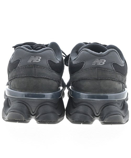 New Balance รองเท้าผ้าใบ