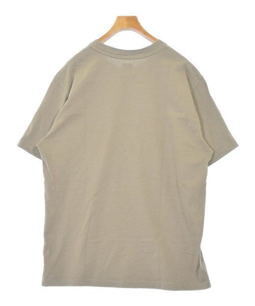 New Balance เสื้อยืด/เสื้อท็อปส์