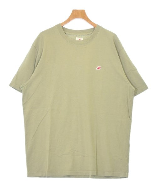 New Balance เสื้อยืด/เสื้อท็อปส์