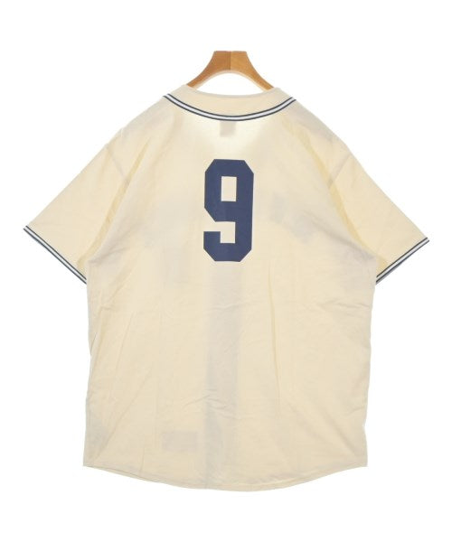 New Balance เสื้อยืด/เสื้อท็อปส์