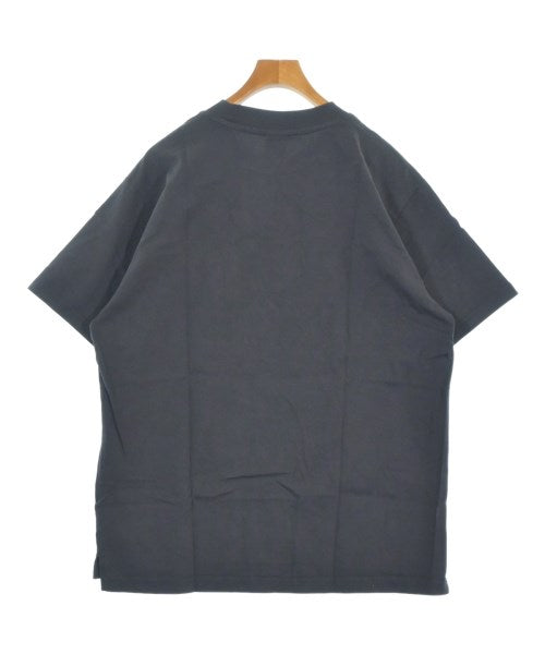 New Balance เสื้อยืด/เสื้อท็อปส์