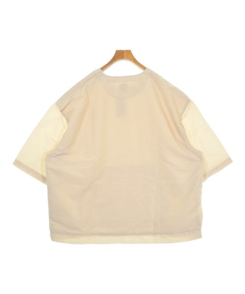New Balance เสื้อยืด/เสื้อท็อปส์