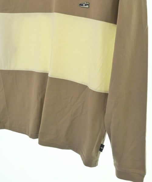 New Balance เสื้อยืด/เสื้อท็อปส์