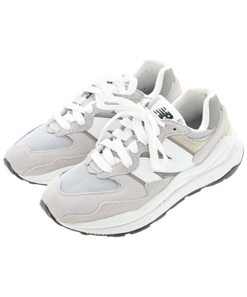 New Balance รองเท้าผ้าใบ