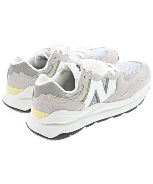 New Balance รองเท้าผ้าใบ