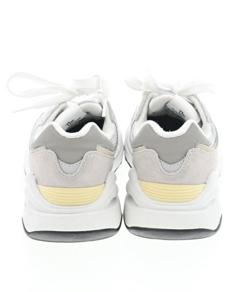 New Balance รองเท้าผ้าใบ