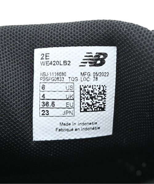 New Balance รองเท้าผ้าใบ