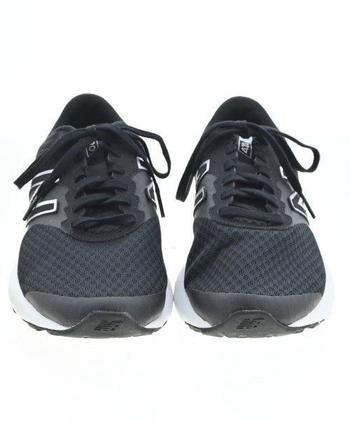New Balance รองเท้าผ้าใบ