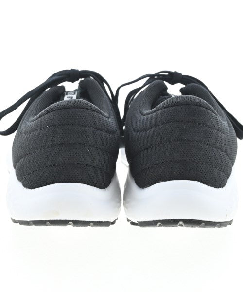 New Balance รองเท้าผ้าใบ