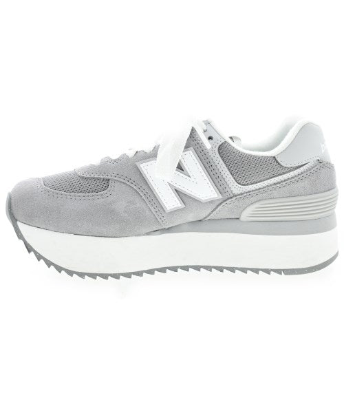 New Balance รองเท้าผ้าใบ