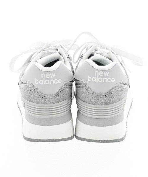 New Balance รองเท้าผ้าใบ
