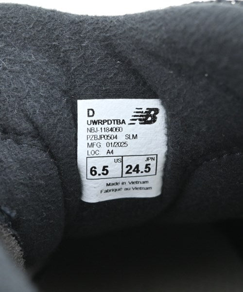 New Balance รองเท้าผ้าใบ