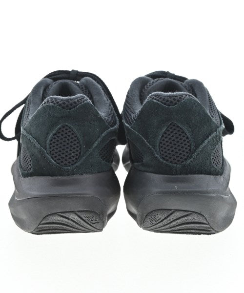 New Balance รองเท้าผ้าใบ