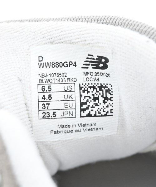 New Balance รองเท้าผ้าใบ