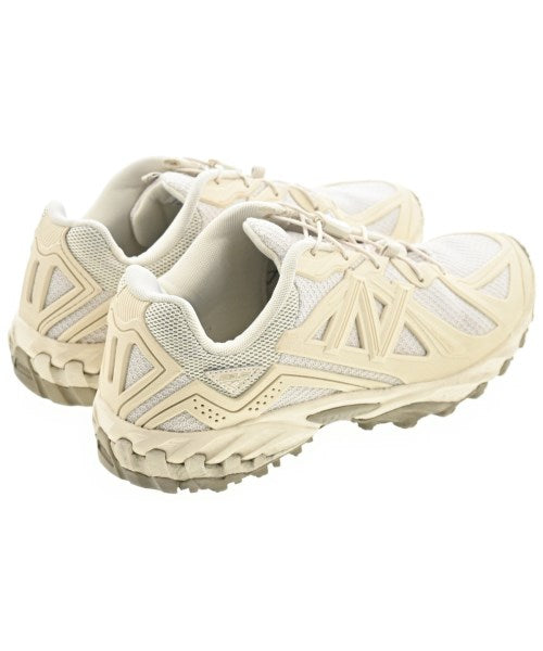 New Balance รองเท้าผ้าใบ