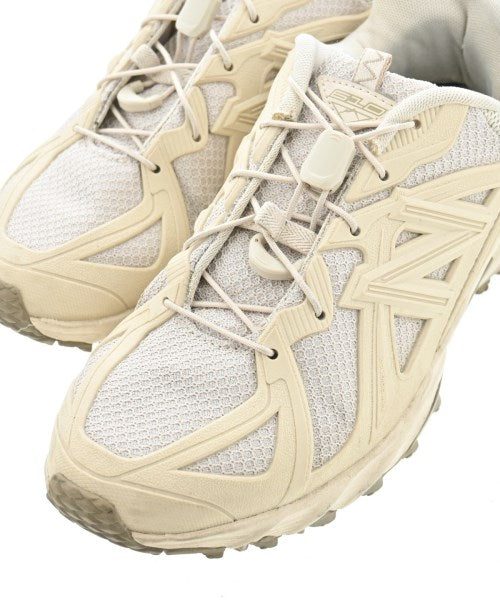 New Balance รองเท้าผ้าใบ