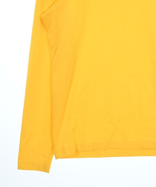 New Balance เสื้อยืด/เสื้อท็อปส์