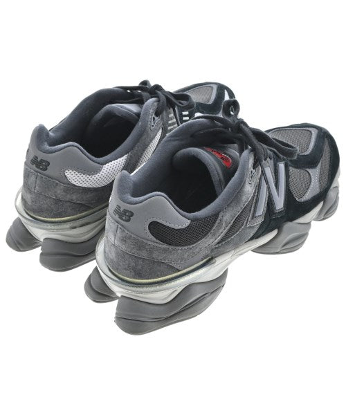 New Balance รองเท้าผ้าใบ
