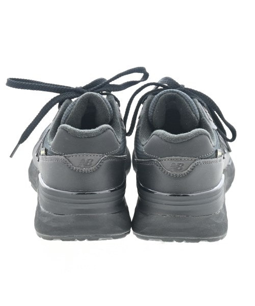New Balance รองเท้าผ้าใบ
